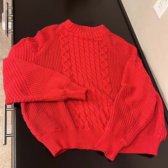 EntireWorld Organic Cotton Cableknit red pullover sweater, slouchy, size Small - Picture 7 of 8